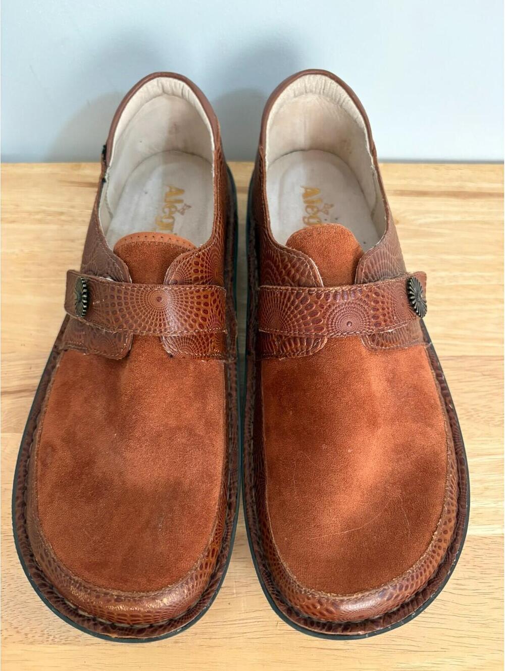 Alegria Womens Shoes SZ 41 Brenna Peaseful Easy Shoe Leather Brown